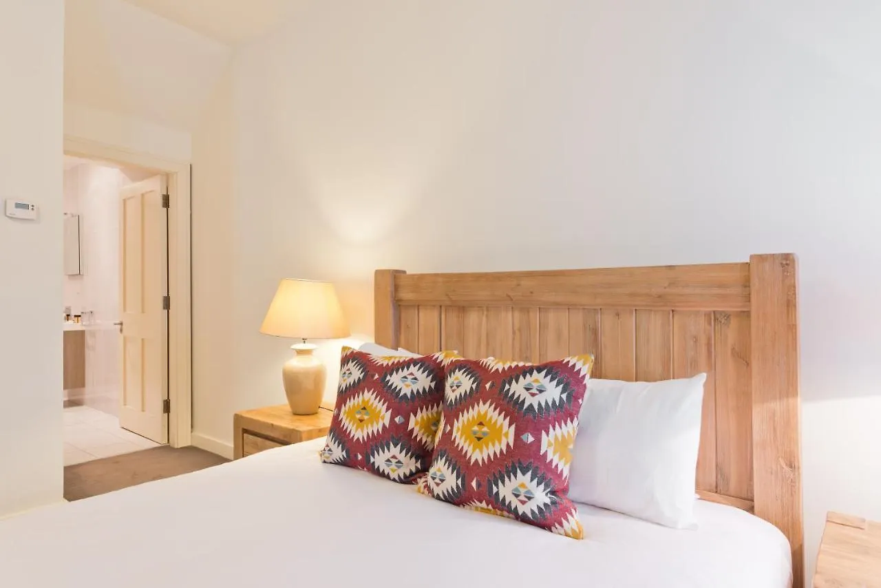 The Eamon Devalera Suite - Hiphipstay Dublin 0*,