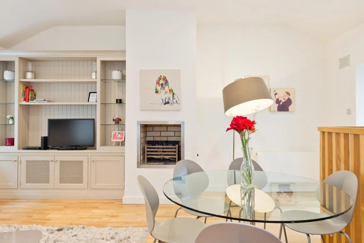 The Eamon Devalera Suite - Hiphipstay Dublin
