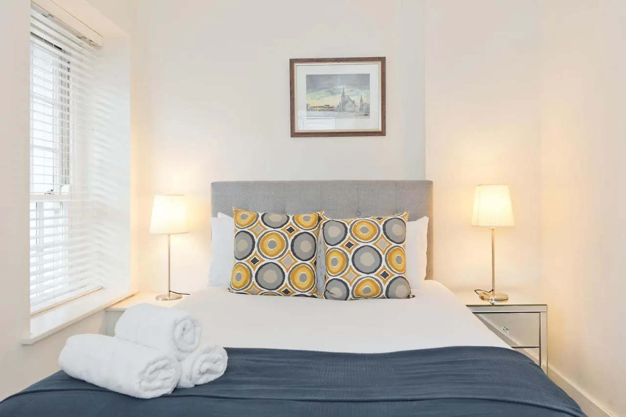 The Eamon Devalera Suite - Hiphipstay Dublin Ireland